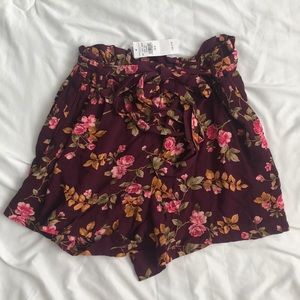 American Eagle soft shorts with tie waist
